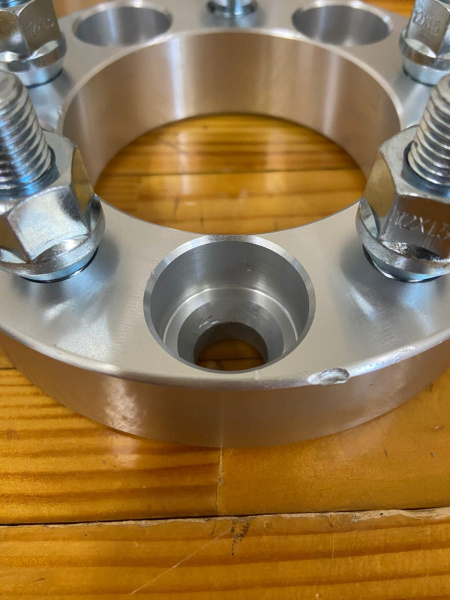 1 Проставки колесные РИФ 5x114.3, центр. отв. 82 мм, толщ. 30 мм (2 шт.) (уценка)