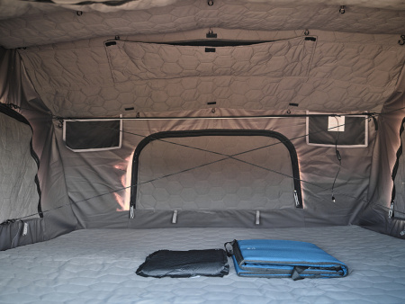 Палатка на крышу автомобиля Wild Land Voyager 250 Pro ECO