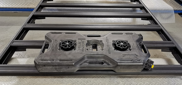 Кронштейны для крепления экспедиционной канистры к алюминиевому багажнику (платформе) РИФ