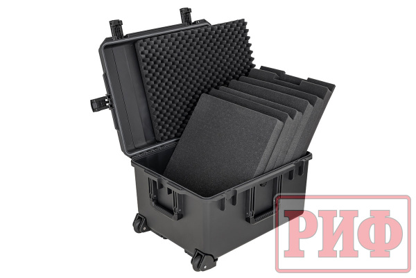 Кейс защитный ударопрочный РИФ 625x500x366  мм на колесах с телескопической ручкой Кейс защитный ударопрочный РИФ 625x500x366  мм на колесах с телескопической ручкой