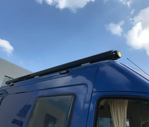 Маркиза автомобильная РИФ 4,0х2,5 м кассетная с электроприводом, корпус черный.