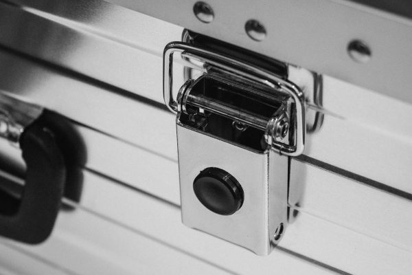 Ящик алюминиевый РИФ 800х540х365 мм (ДхШхВ)