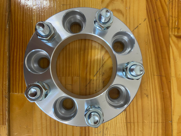 3 Проставки колесные РИФ 5x114.3, центр. отв. 82 мм, толщ. 30 мм (2 шт.) (уценка) 3 Проставки колесные РИФ 5x114.3, центр. отв. 82 мм, толщ. 30 мм (2 шт.) (уценка)