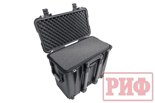 Кейс защитный ударопрочный РИФ 500х305х457 мм на колесах с телескопической ручкой Кейс защитный ударопрочный РИФ 500х305х457 мм на колесах с телескопической ручкой