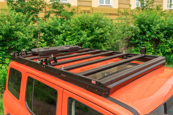 Кронштейны для бокового крепления домкрата Hi-Jack к алюминиевому багажнику (платформе) РИФ