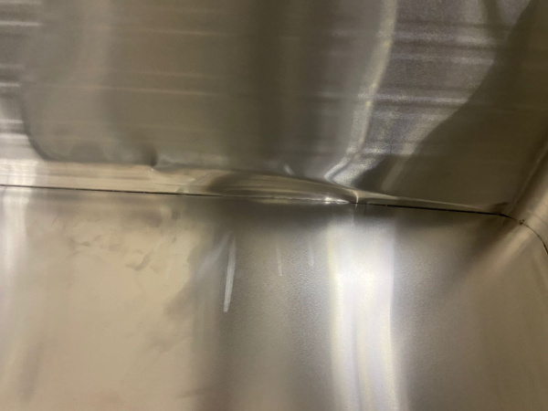 3 Ящик алюминиевый РИФ усиленный с замком 782х385х379 мм (ДхШхВ) (уценка)