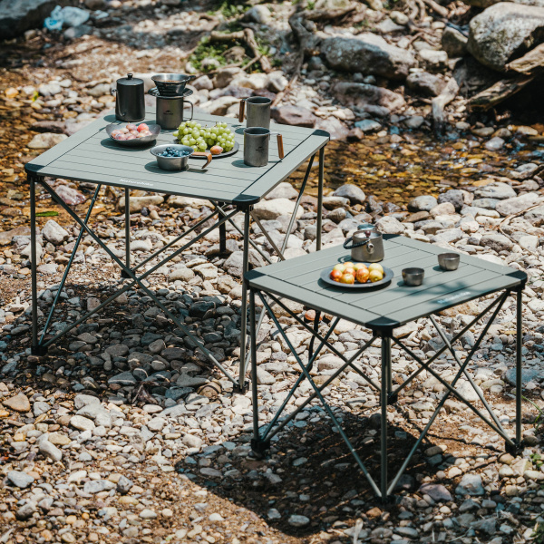 Стол туристический Naturehike Yamami L03 алюминиевый, 69,5х69,5х56 см, складной, титаниум