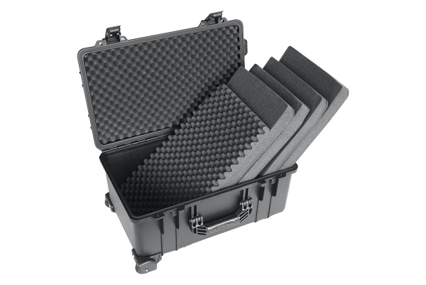 Кейс защитный РИФ 560х355х290 мм на колесах с телескопической ручкой Кейс защитный РИФ 560х355х290 мм на колесах с телескопической ручкой