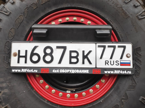 Бампер РИФ силовой задний Mitsubishi L200 2015-2019 с квадратом под фаркоп, калиткой, подсветкой номера